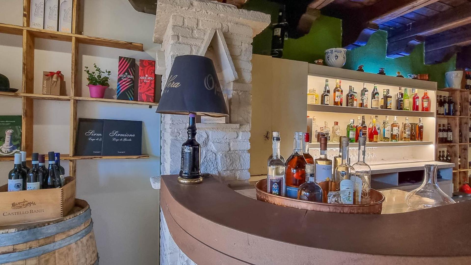 Hotel Dogana Sirmione Kültér fotó